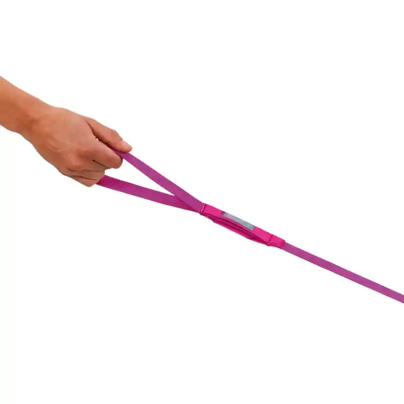 4085_Hi-_-Lite-Leash_Alpenglow-Pink_Hand-thru-loop_SMALL_5e5bb43d-631d-4d7c-8ba3-7121e62cef10-Photoroom